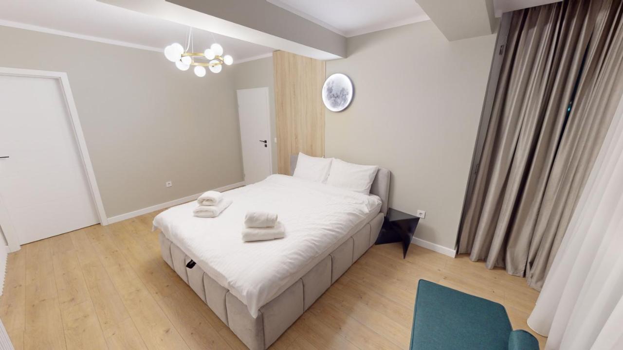 Cozy Apartment Vrt Sibiu Bagian luar foto
